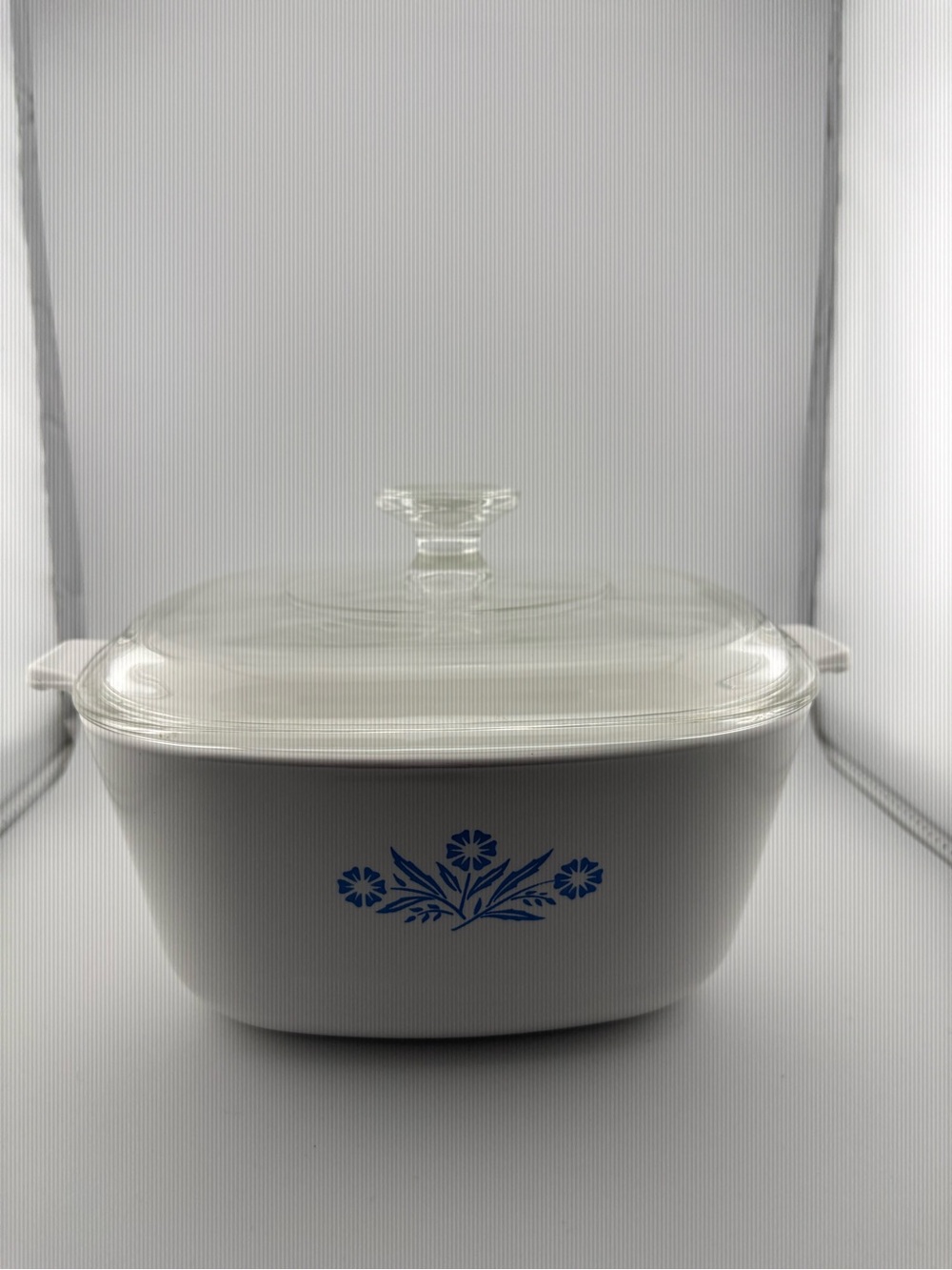 Vintage CorningWare Cornflower Blue Casserole Dish 2.5 Qt P-2.5-B w/Lid